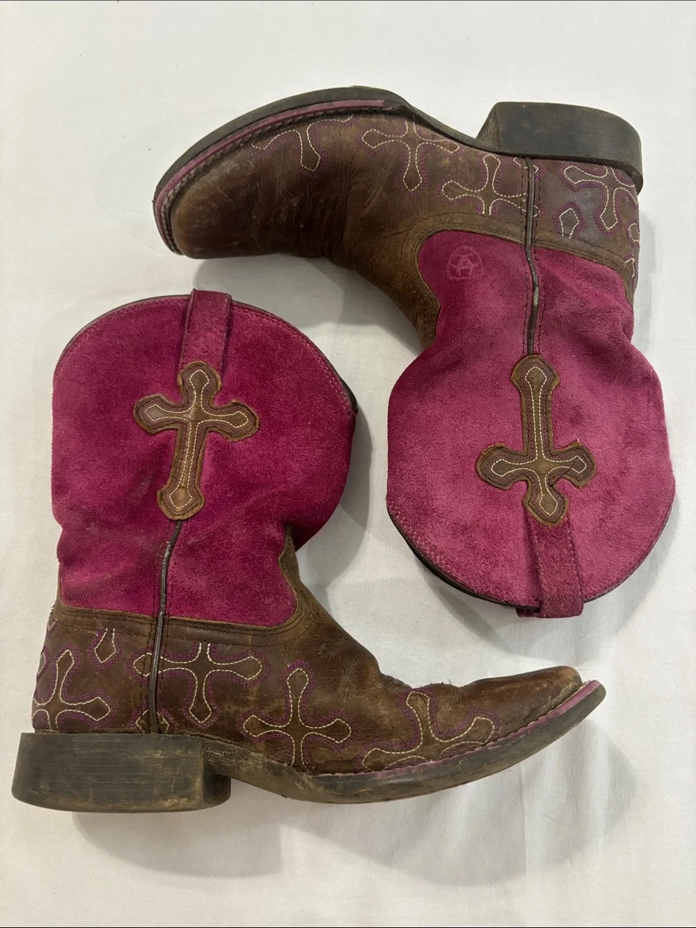 Ariat Girl’s Brown Leather and Magenta Suede Western Cowgirl Boots with Cross